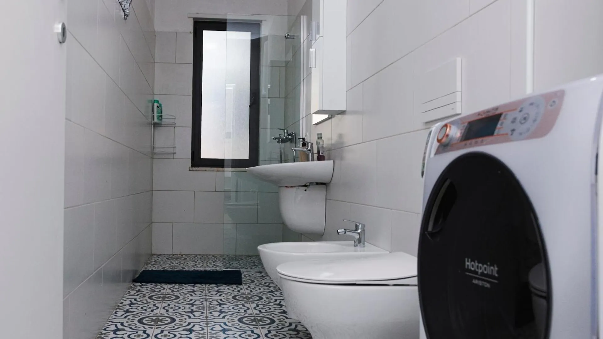 Via Albania - New Bazaar Apartment Τίρανα Αλβανία