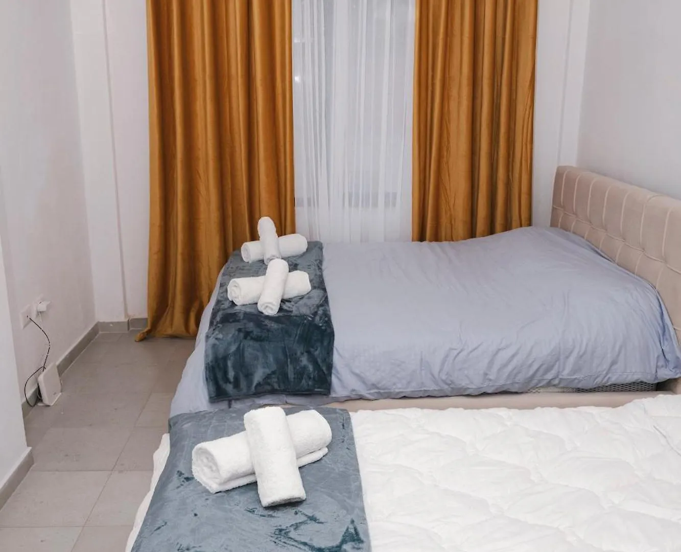 Via Albania - New Bazaar Apartment Tirana